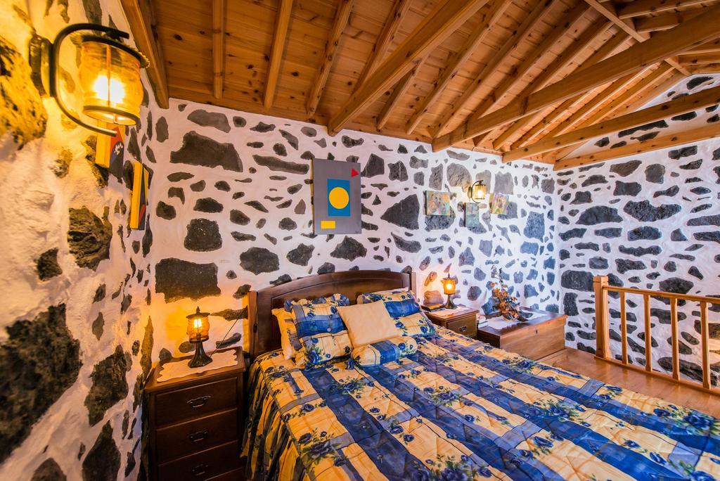 Adega Velha Villa Calheta de Nesquim Exteriör bild
